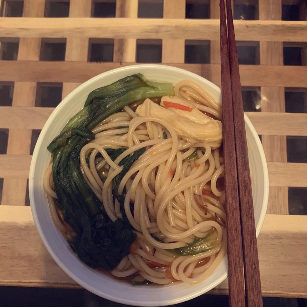 最家常的普通汤面——西红柿鸡蛋龙须面