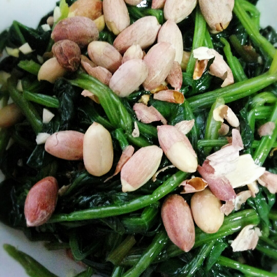 凉拌花生米菠菜