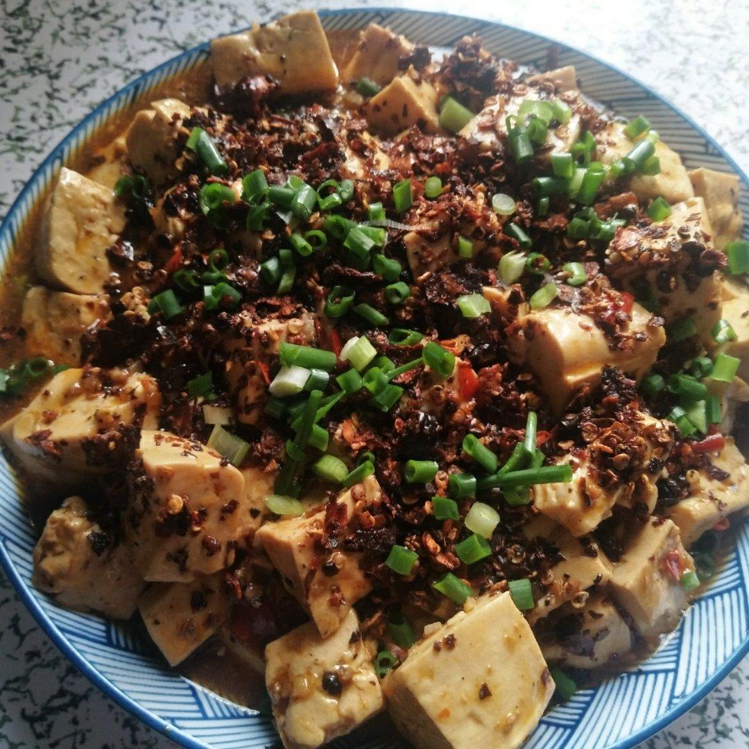 厨师长教你：“麻婆豆腐”的正宗做法，麻香味十足