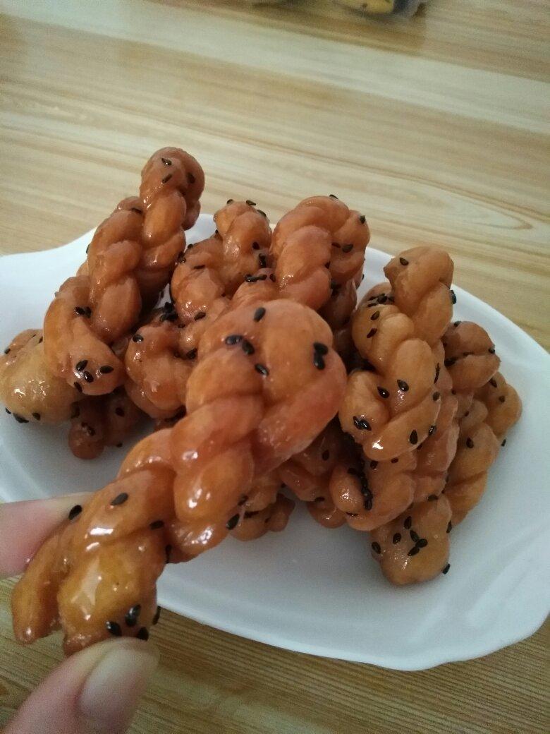 芝麻糖衣麻花