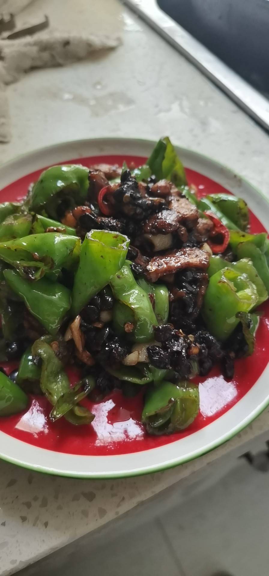 每个湖南人心里的都有一碗的辣椒炒肉（老一辈叹气年轻人喜欢的零基础版）