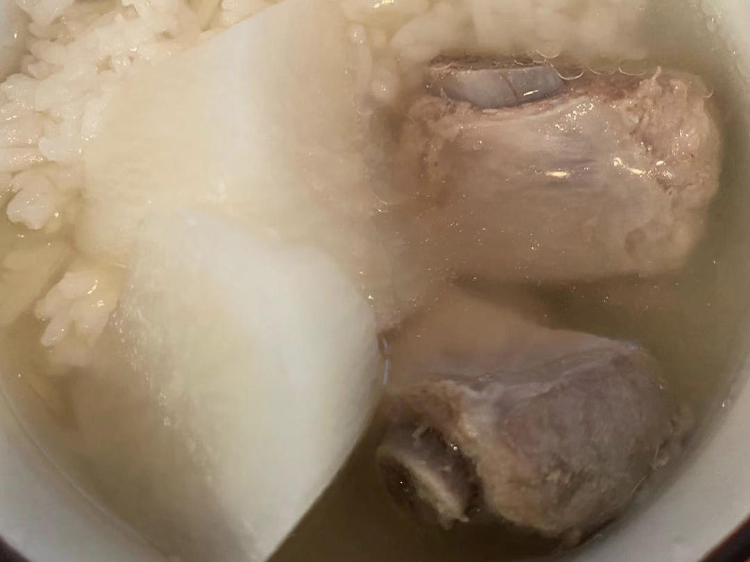 粤味萝卜排骨汤