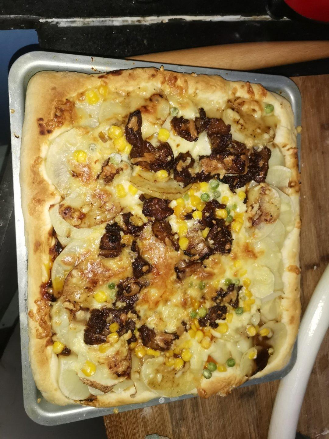 含宣软饼皮做法、自己在家也能做出馅料十足、超拉丝的美味诱人披萨