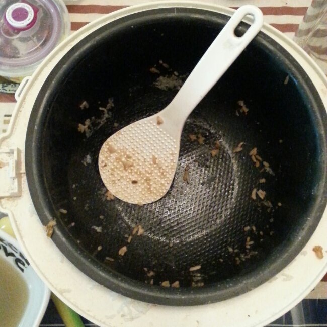 喷香排骨焖饭（爆好吃）