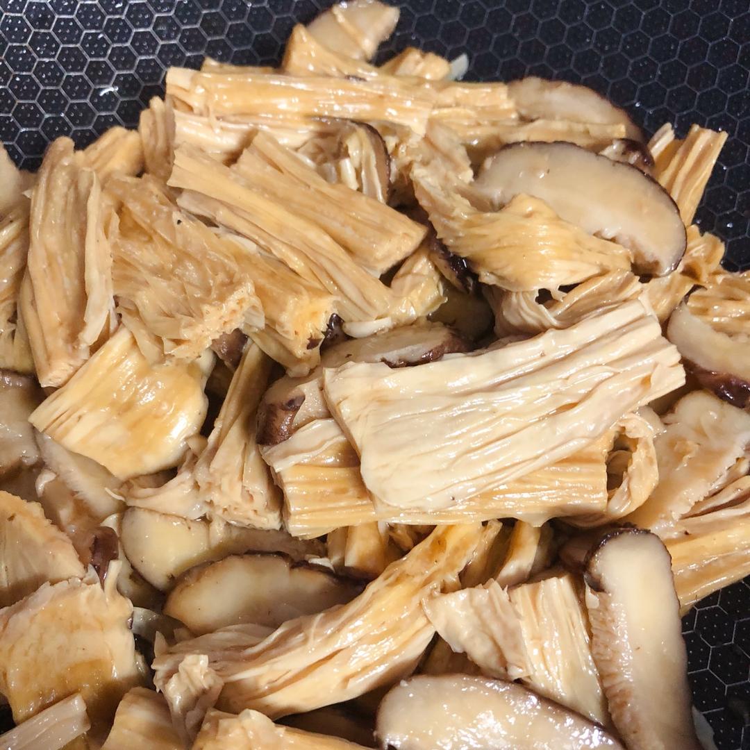 腐竹烧香菇