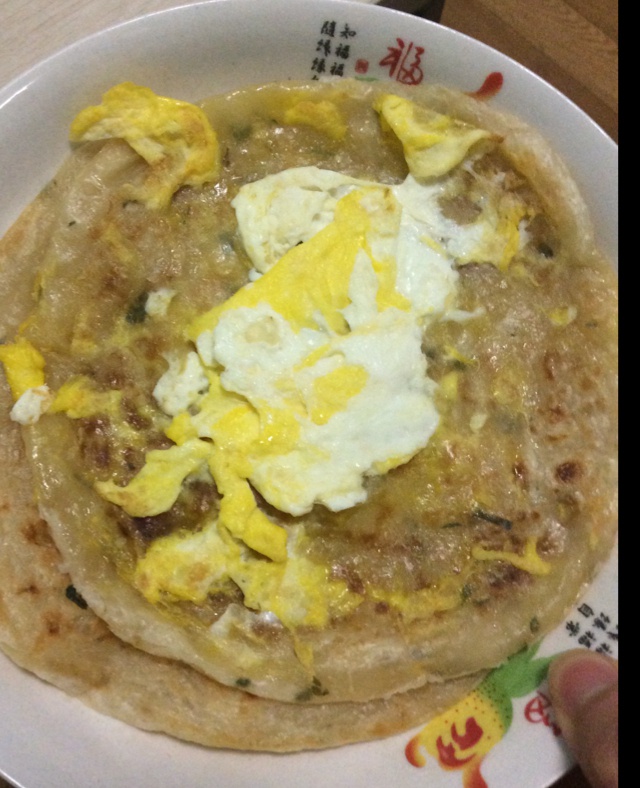 鸡蛋葱油饼                  （更新饼坯保存方法）