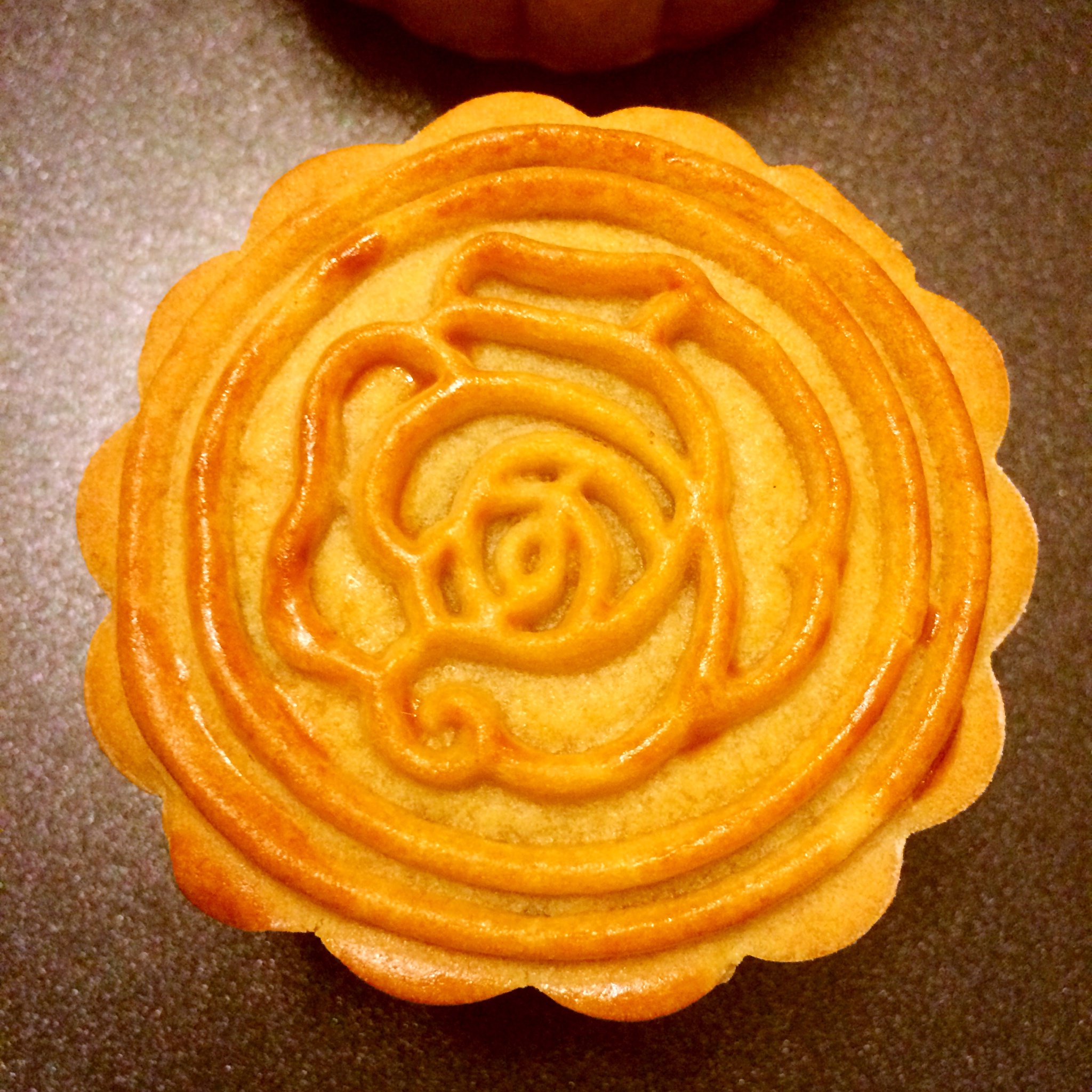 广式月饼——蛋黄莲蓉月饼