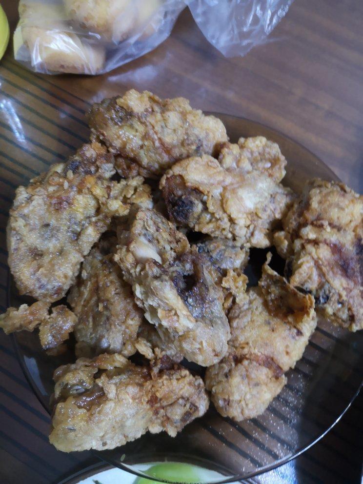 完胜KFC㊙️外酥里嫩的蒜香椒盐脆皮鸡翅