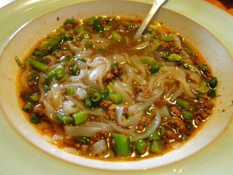 越南河粉-韭菜花肉末河粉的做法