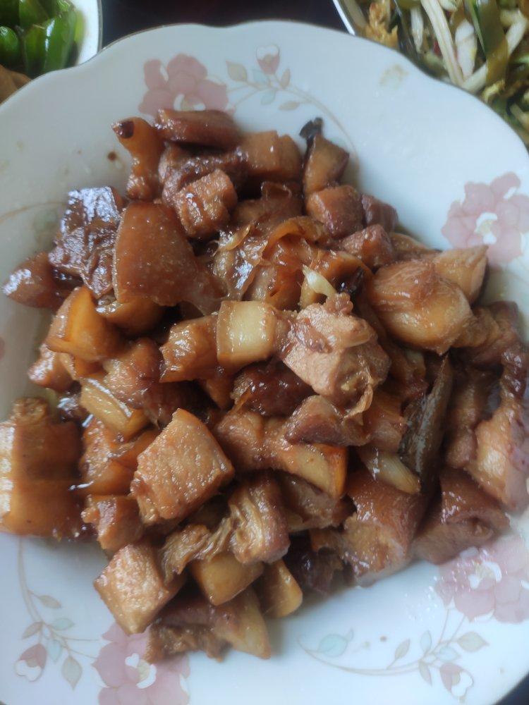 厨师长教你：“红烧肉”的家常做法，肉香四溢肥而不腻