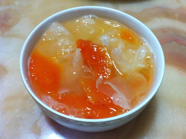 红枣木瓜银耳汤