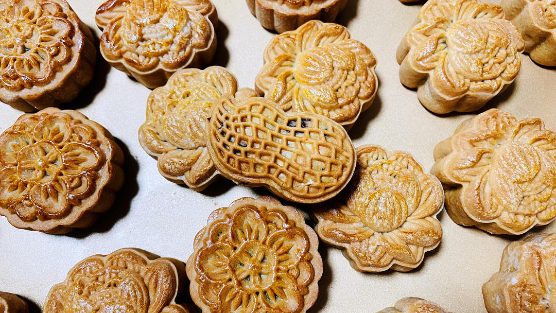 【终极版广式月饼配方】表皮油亮的秘诀！