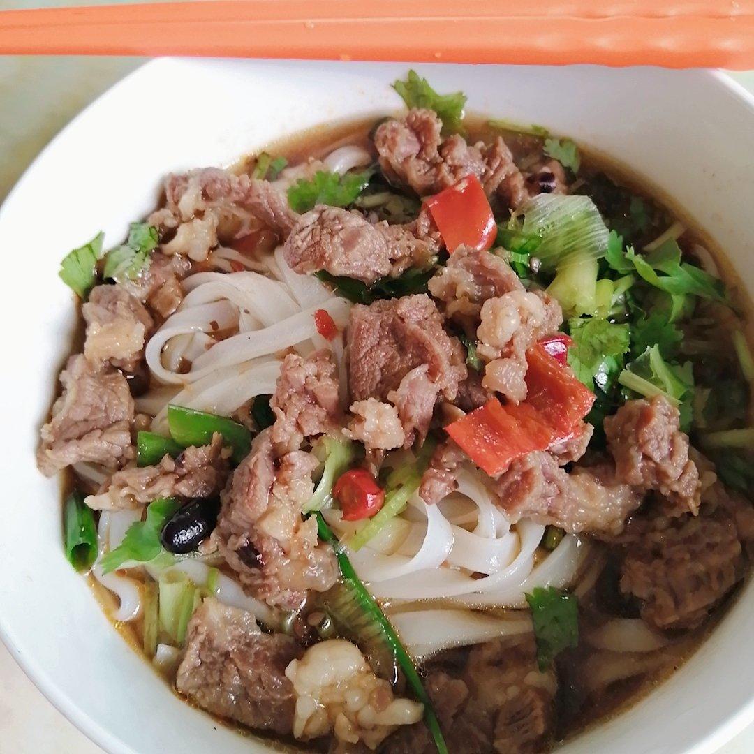 牛腩粉