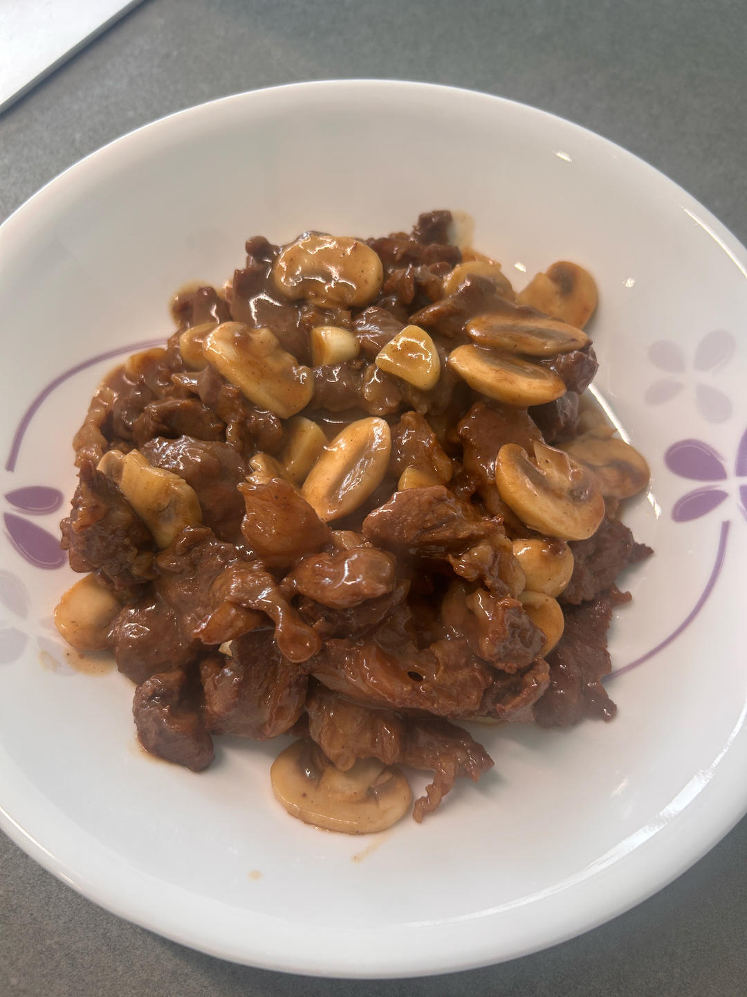 蒜香口菇牛肉粒