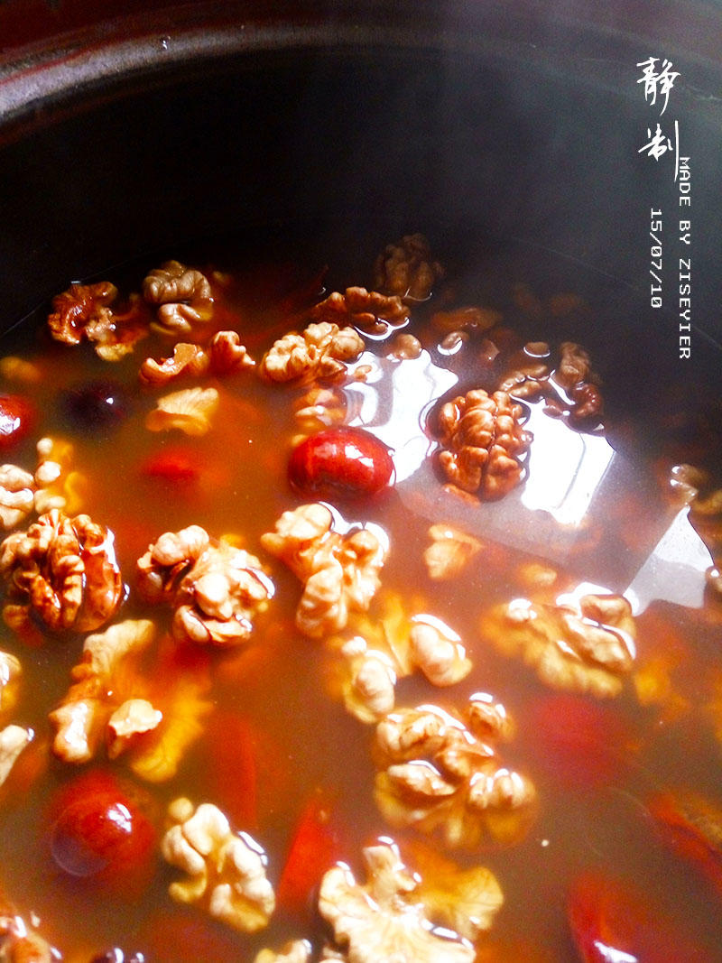 苹果大枣核桃汤