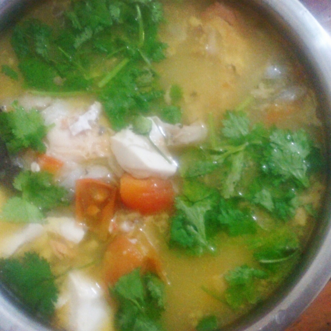 三文鱼头豆腐汤