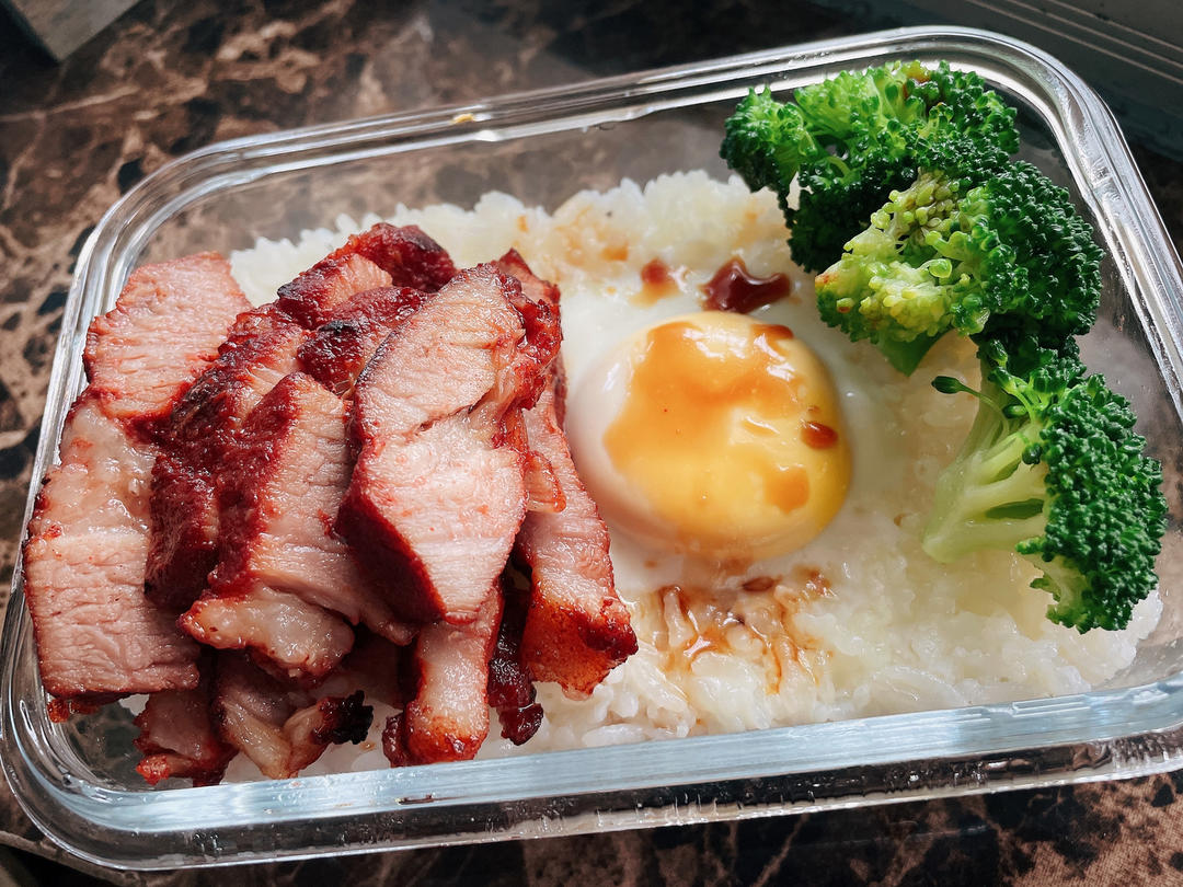 食神里面的黯然销魂饭 叉烧饭