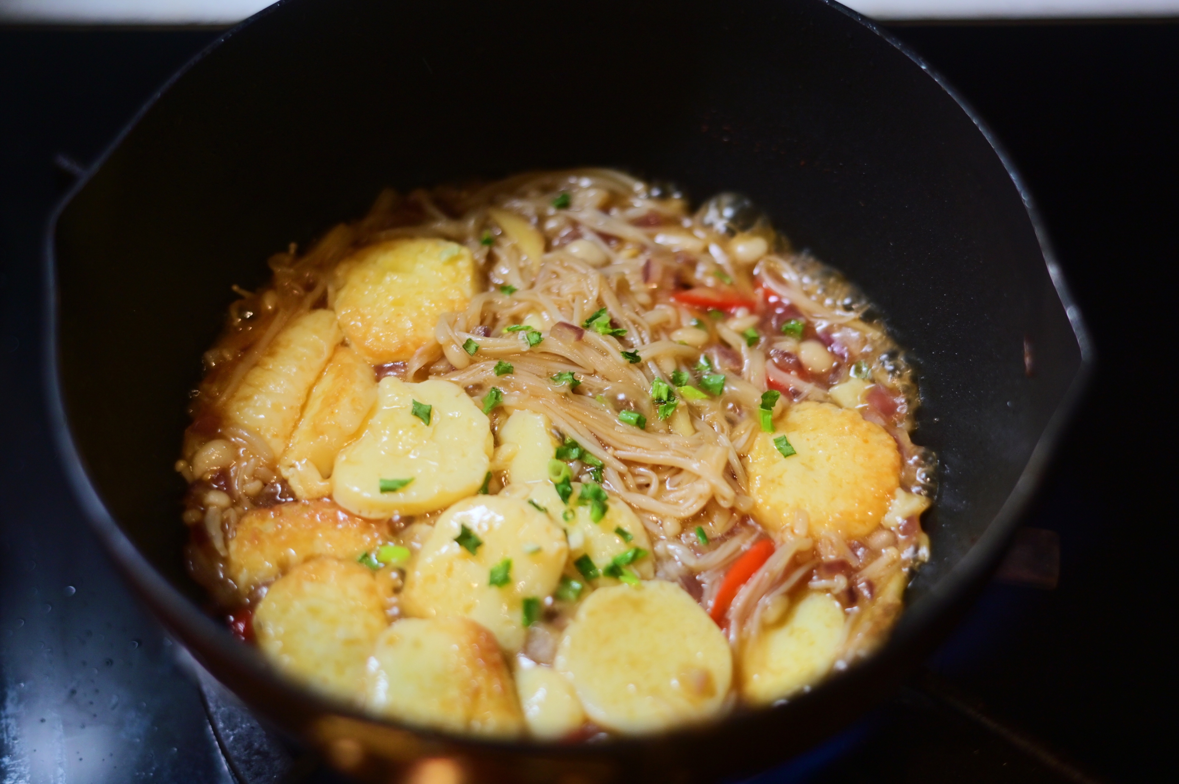 〔一人食菜谱〕辣乎乎的金针菇玉子豆腐的做法