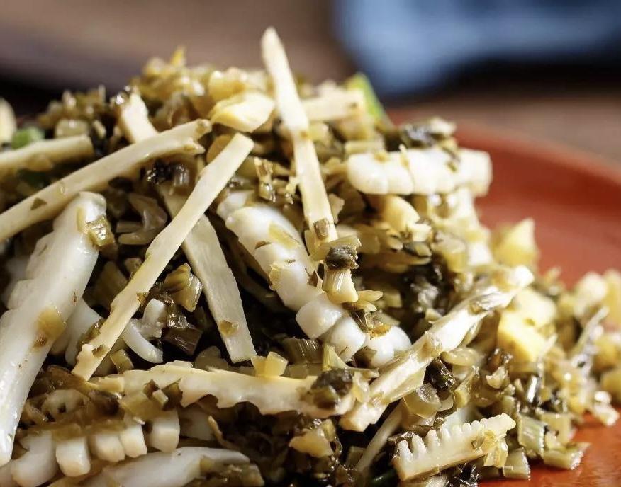 墨鱼炒咸菜(鱿鱼炒咸菜)