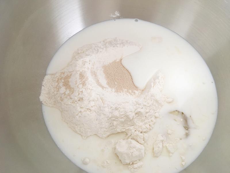 纯奶手撕吐司的做法 步骤1