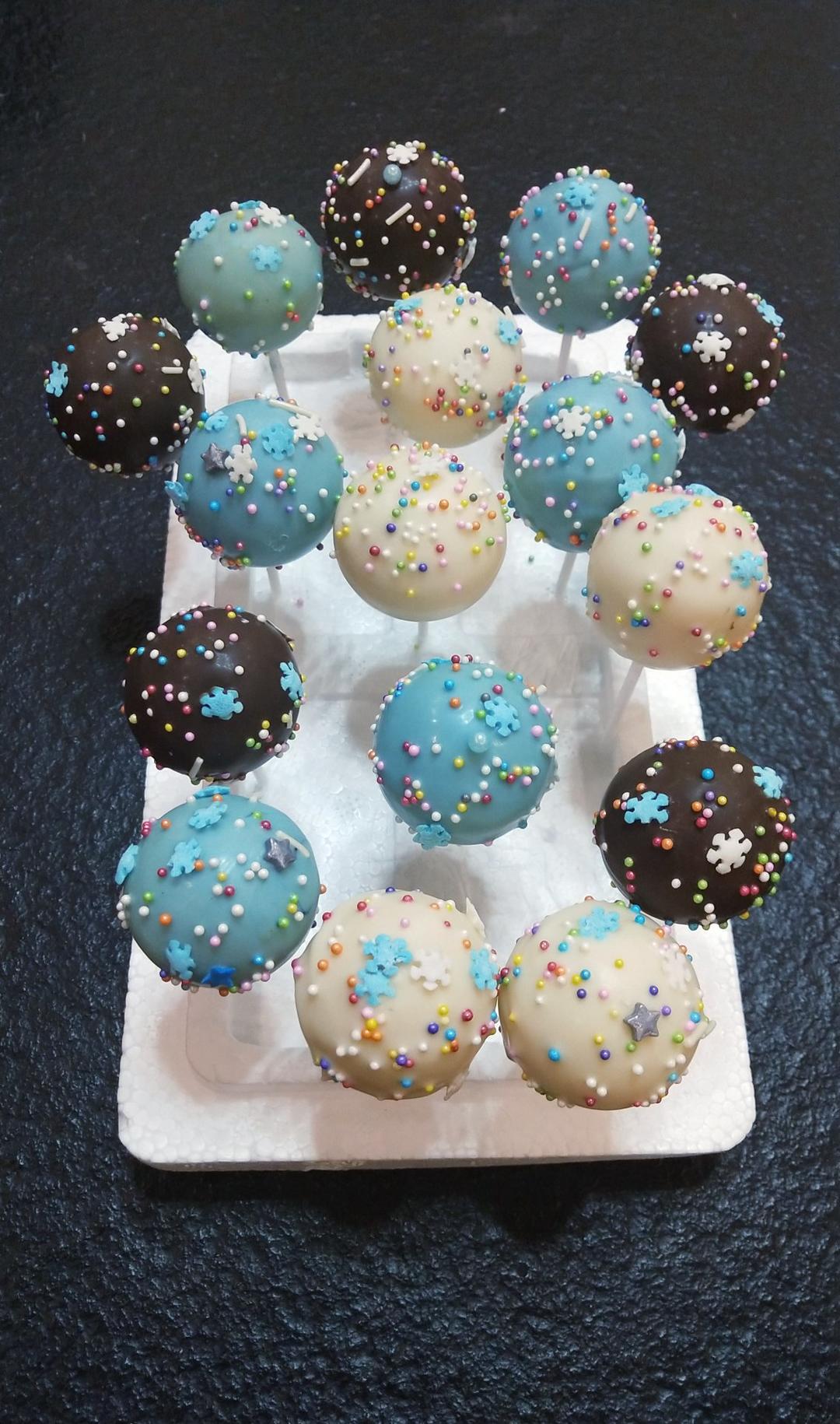 bettyjerry做的棒棒糖蛋糕