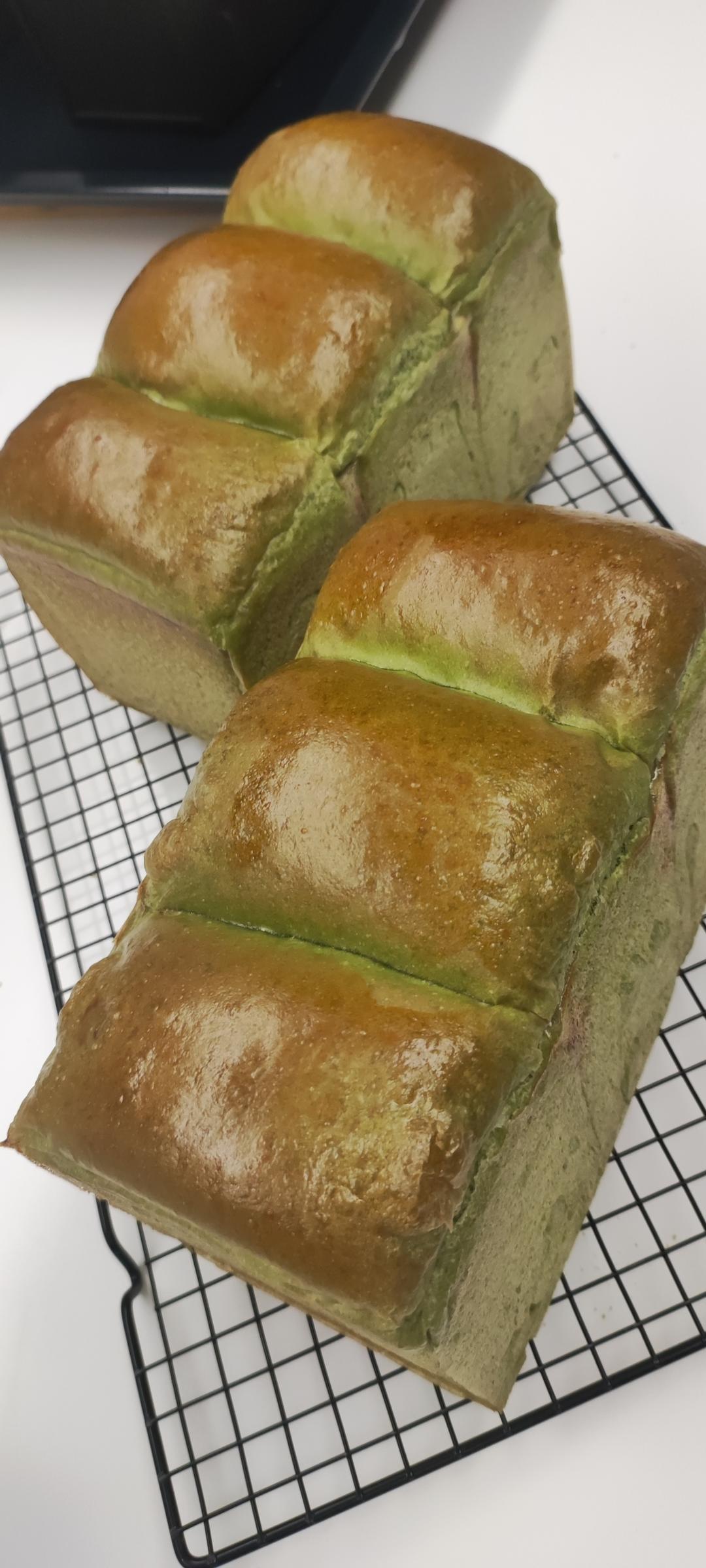 抹茶控最值得拥有的蜜红豆抹茶吐司（是超越普通抹茶吐司的配方）