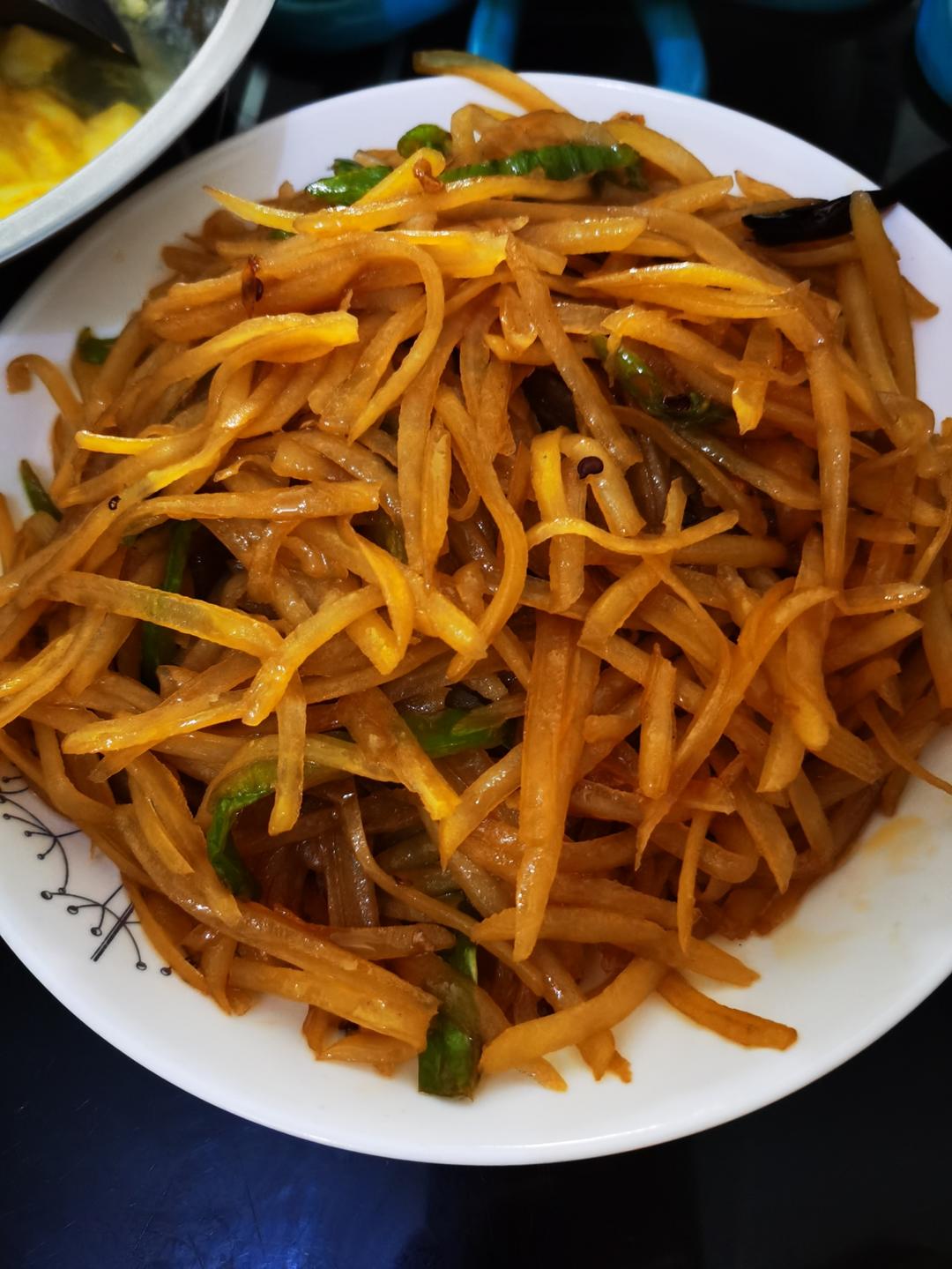 酸辣土豆丝的家常做法 超级下饭