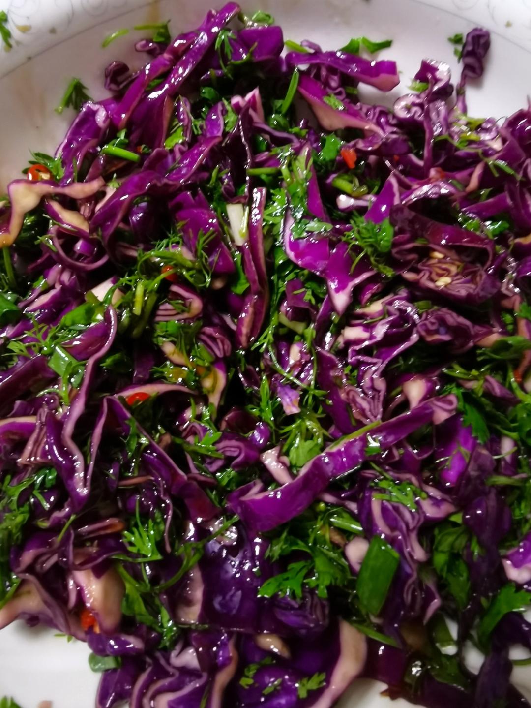 越吃越年轻的凉拌紫甘蓝