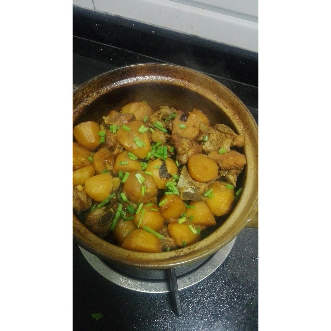 红烧排骨土豆