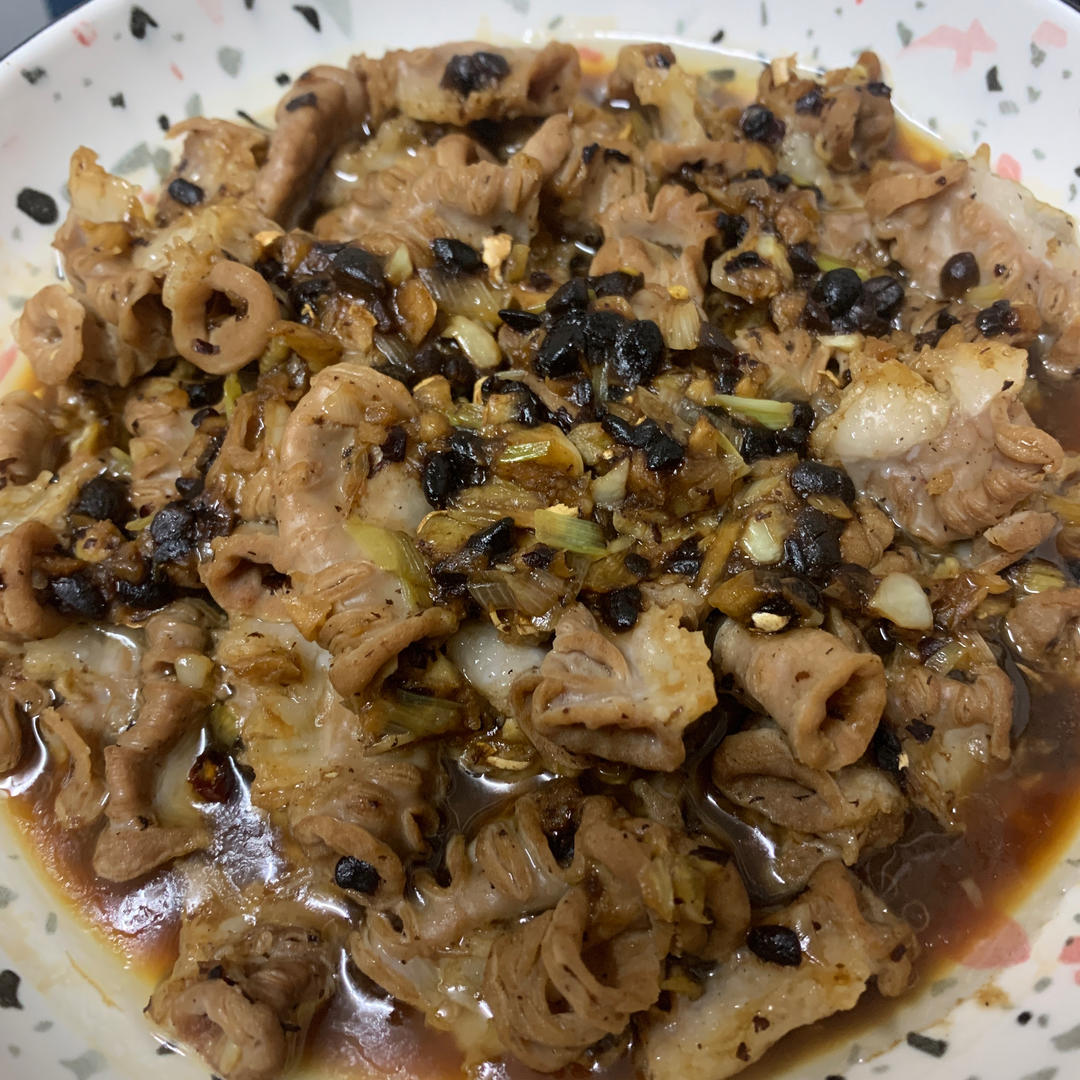 【豉汁蒸粉肠】