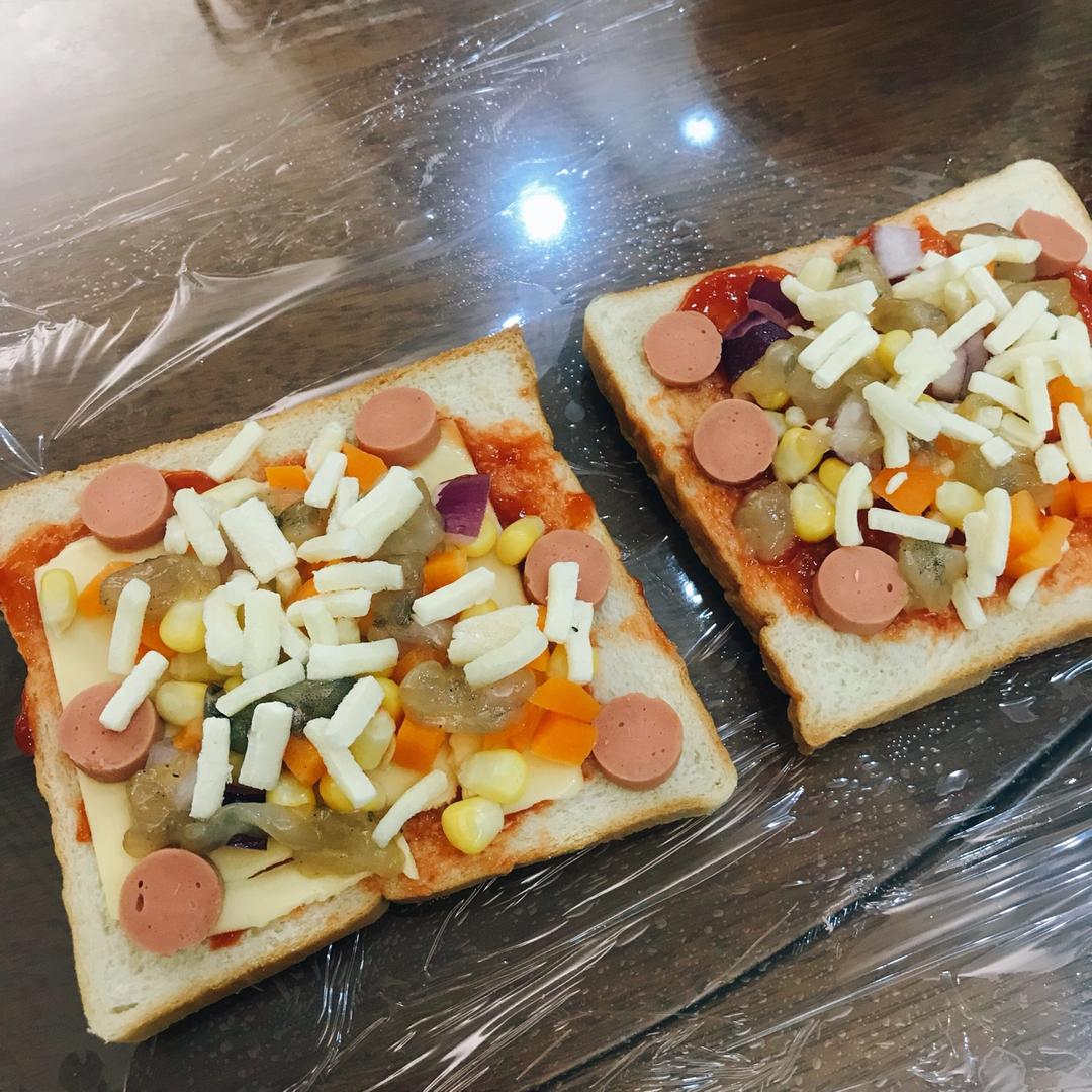 吐司披萨