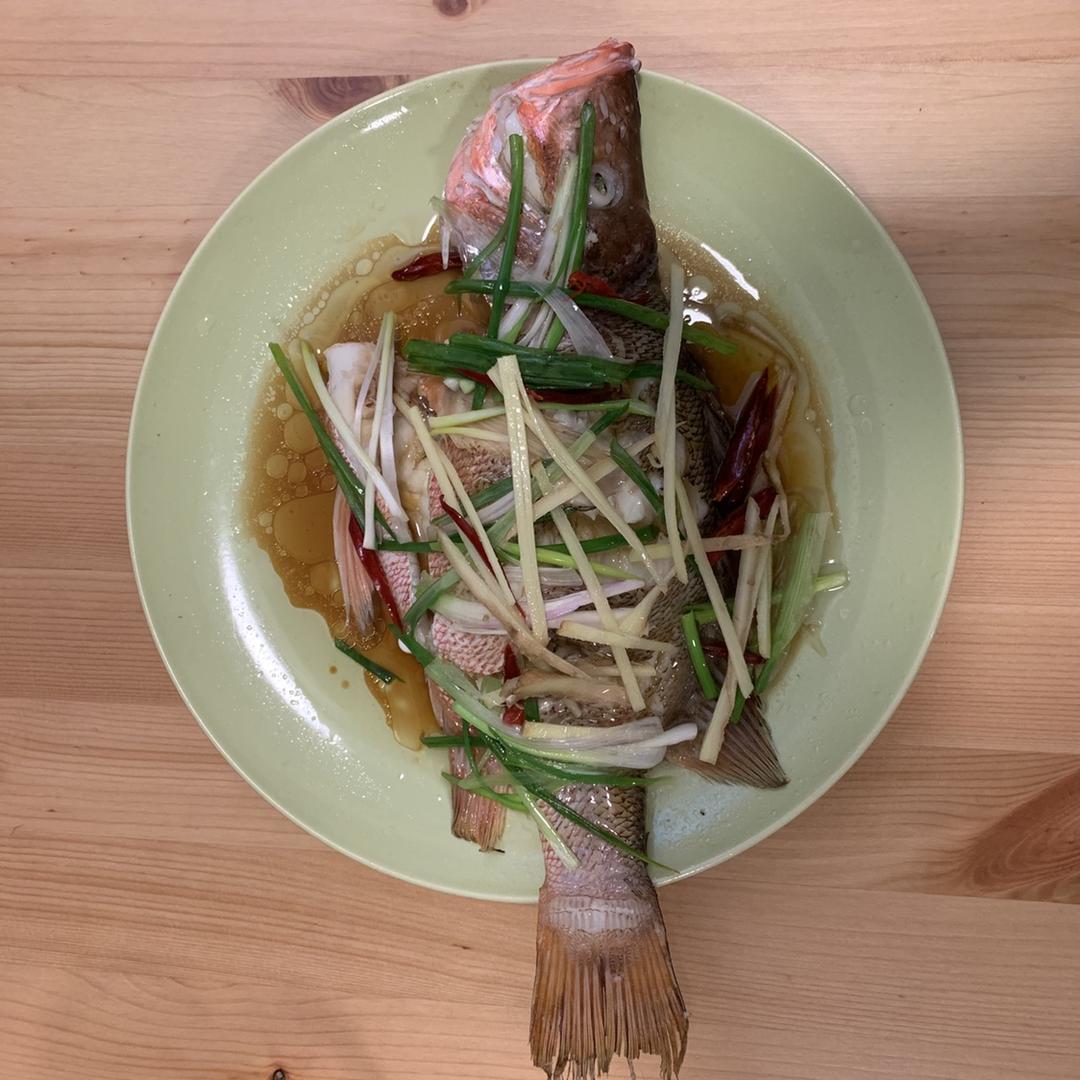 清蒸红鲷鱼