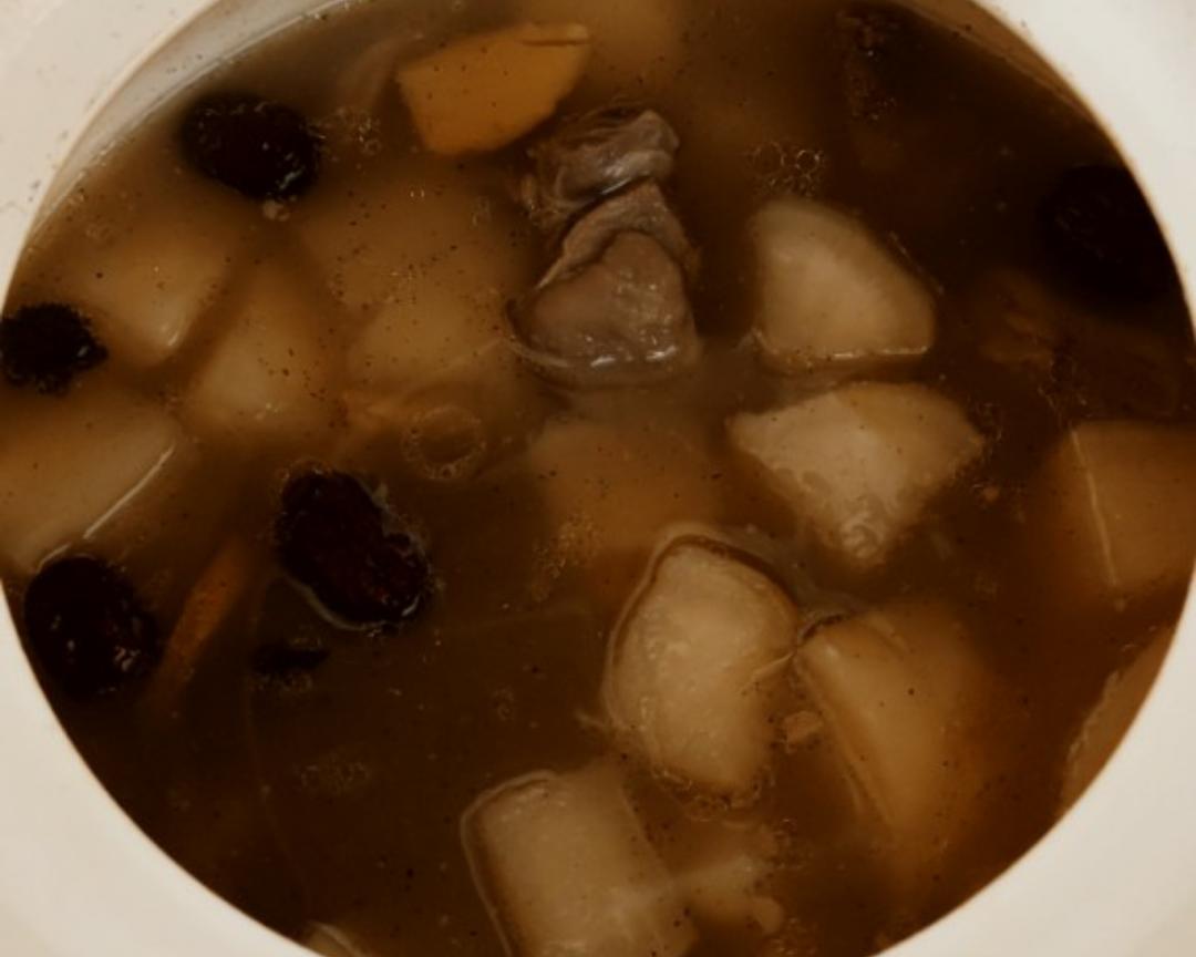 萝卜羊肉煲的做法
