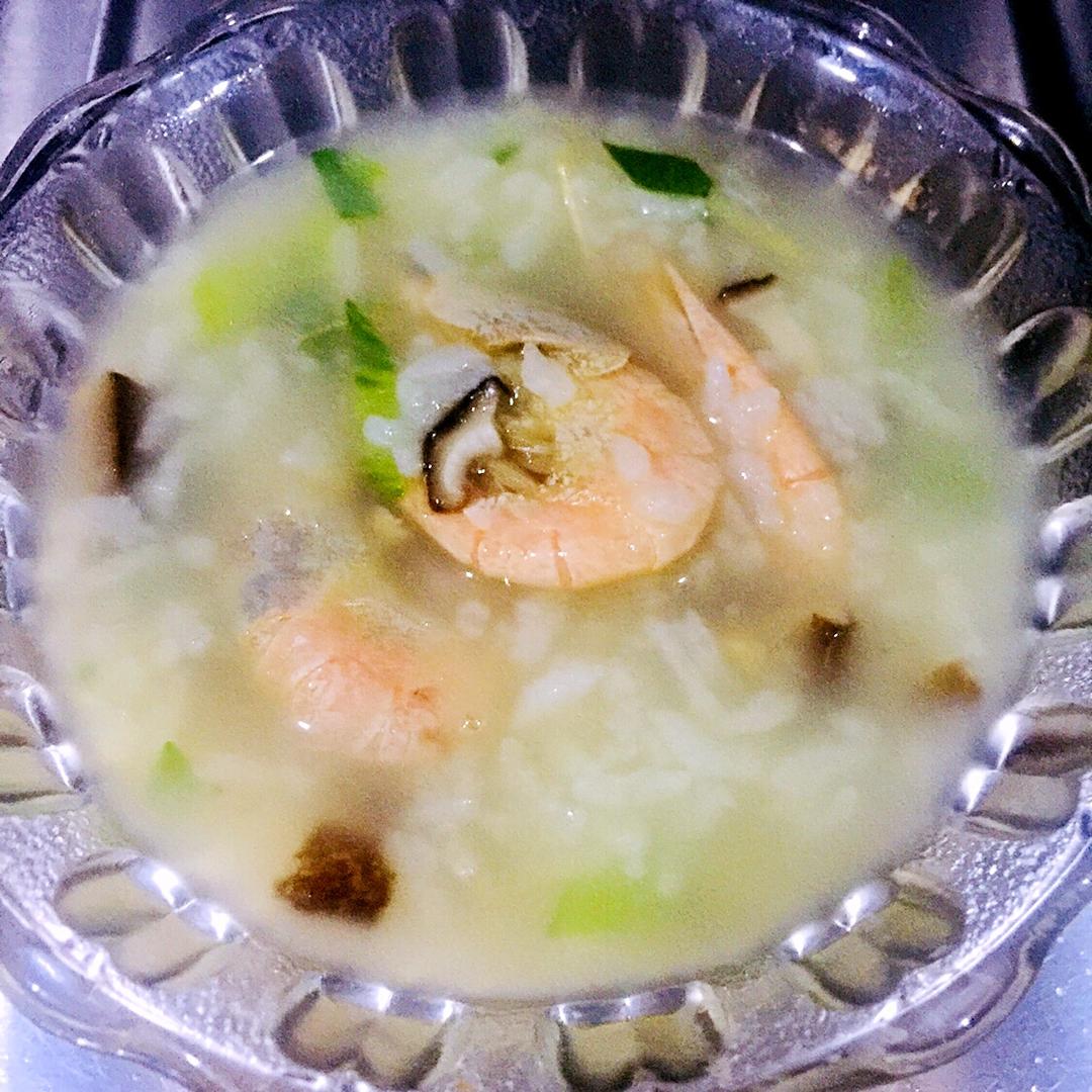 鲜虾砂锅粥