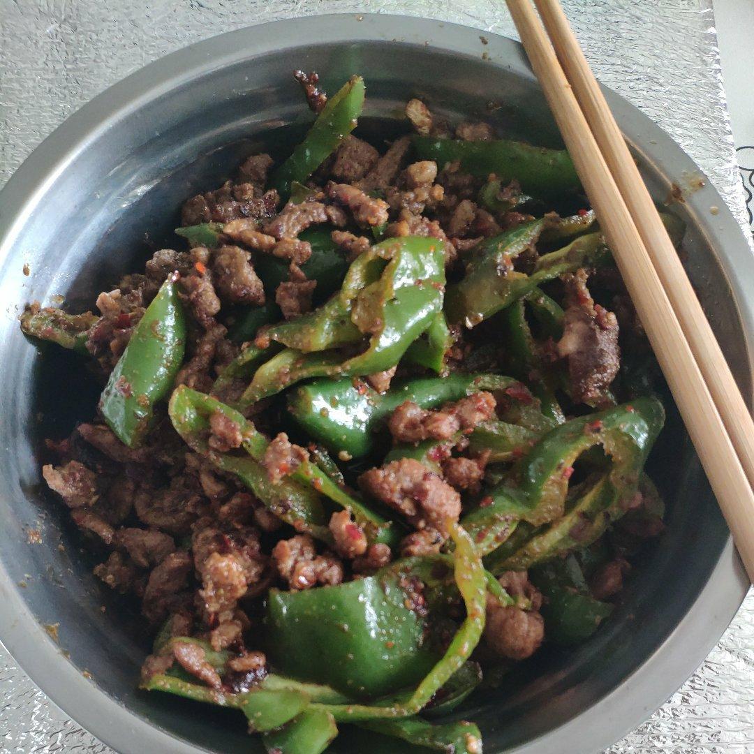 孜然青椒炒肉