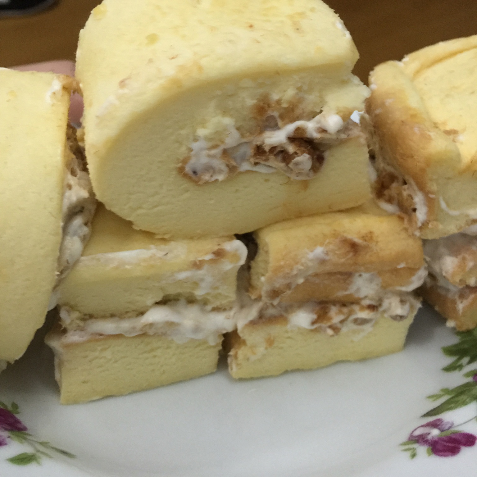 肉松戚风蛋糕卷（烤箱做蛋糕）