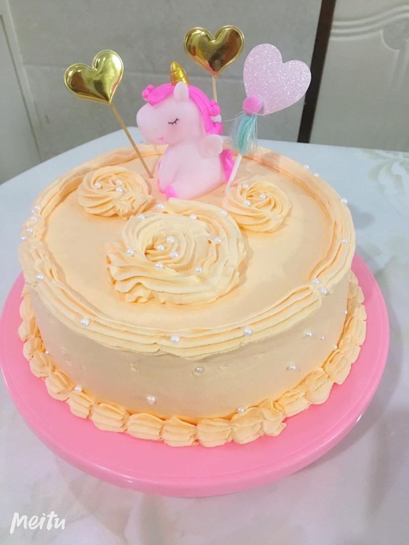 淡奶油裱花蛋糕