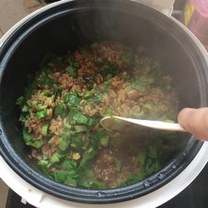 干贝腊肉香菇青菜饭的做法 步骤5