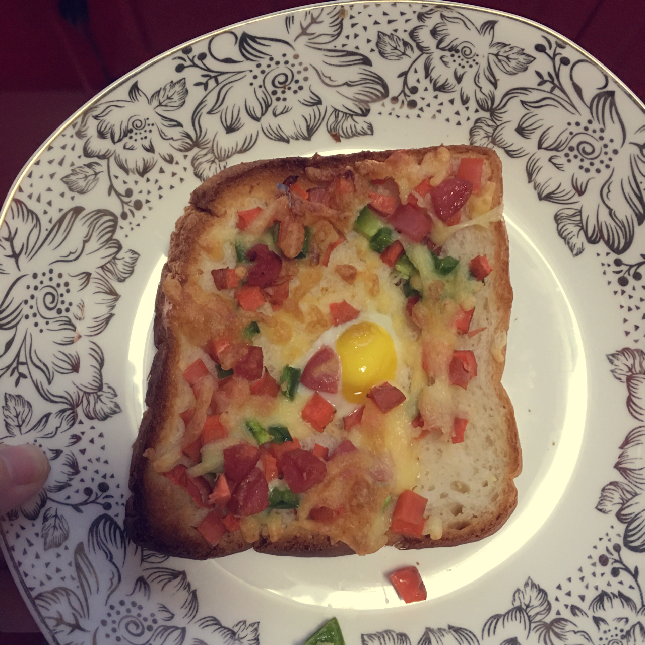 吐司太阳蛋披萨