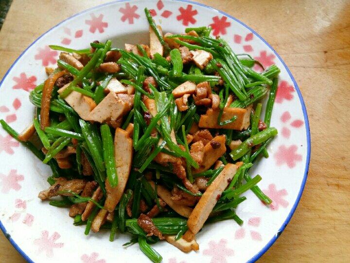芹菜豆干炒肉丝