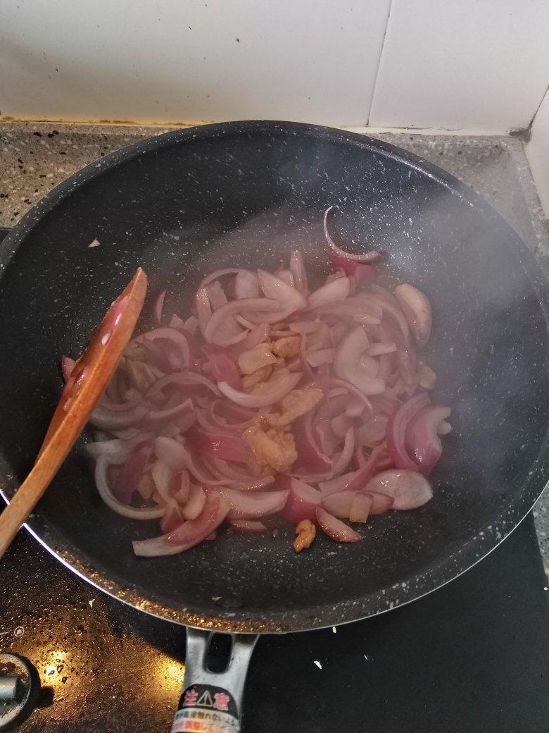 洋葱青椒炒肉丝