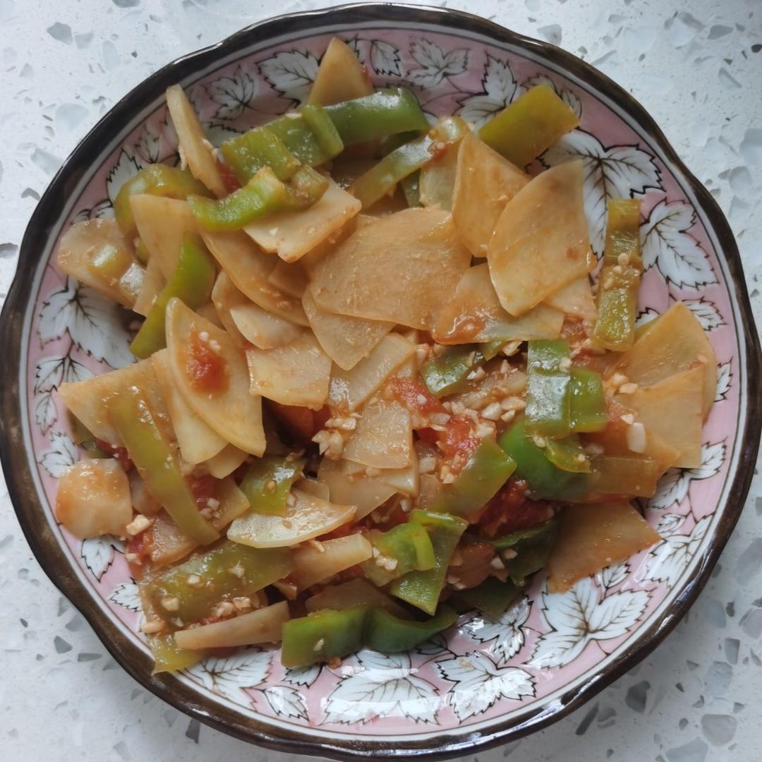 青椒番茄土豆片