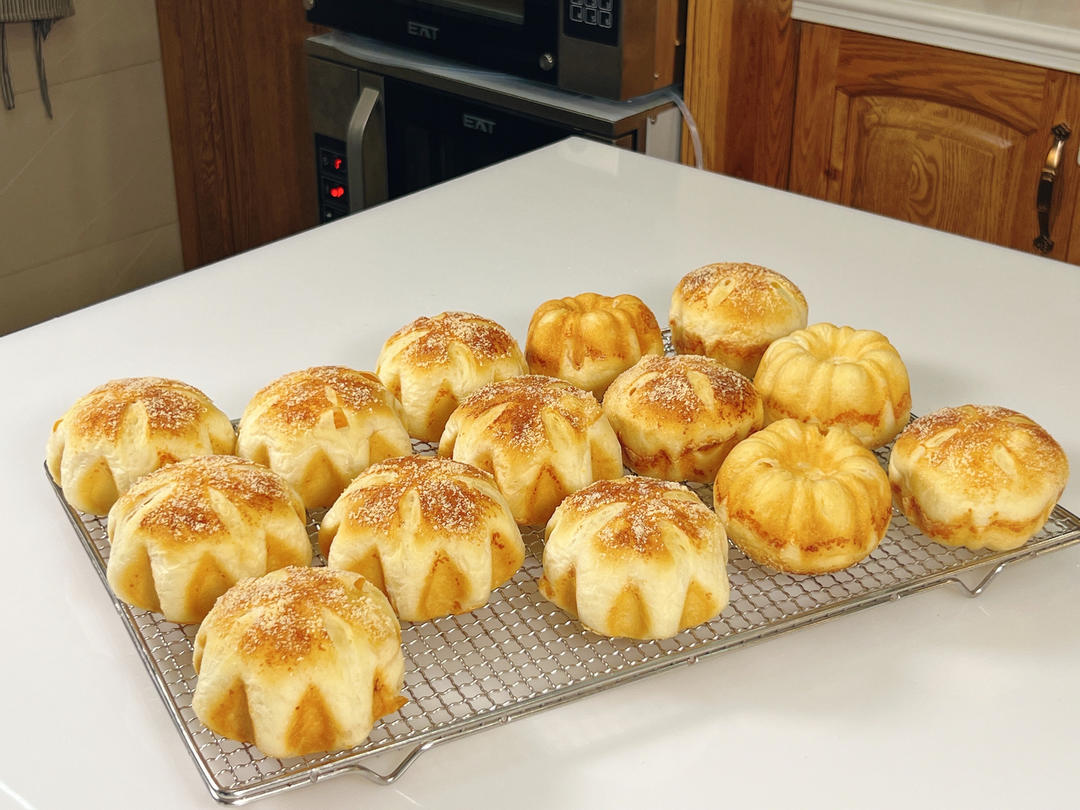 蜂蜜芒果乳酪包