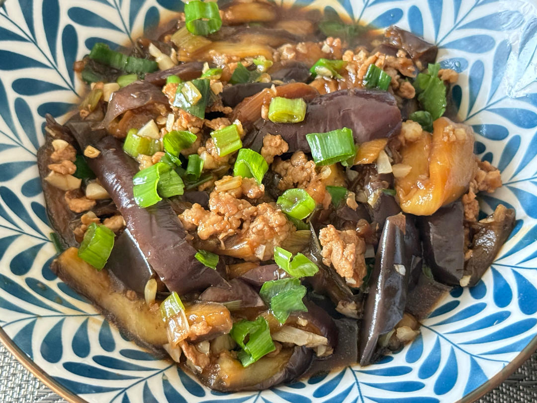 肉末烧蒸茄子的做法