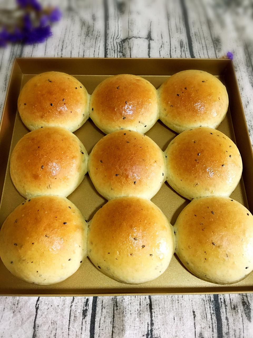 幸福就是毛毛雨做的拯救断筋面团,做出松软拉丝面包