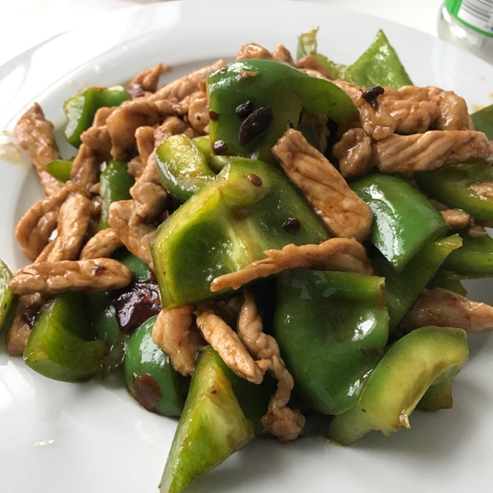 谜一般的青椒炒肉