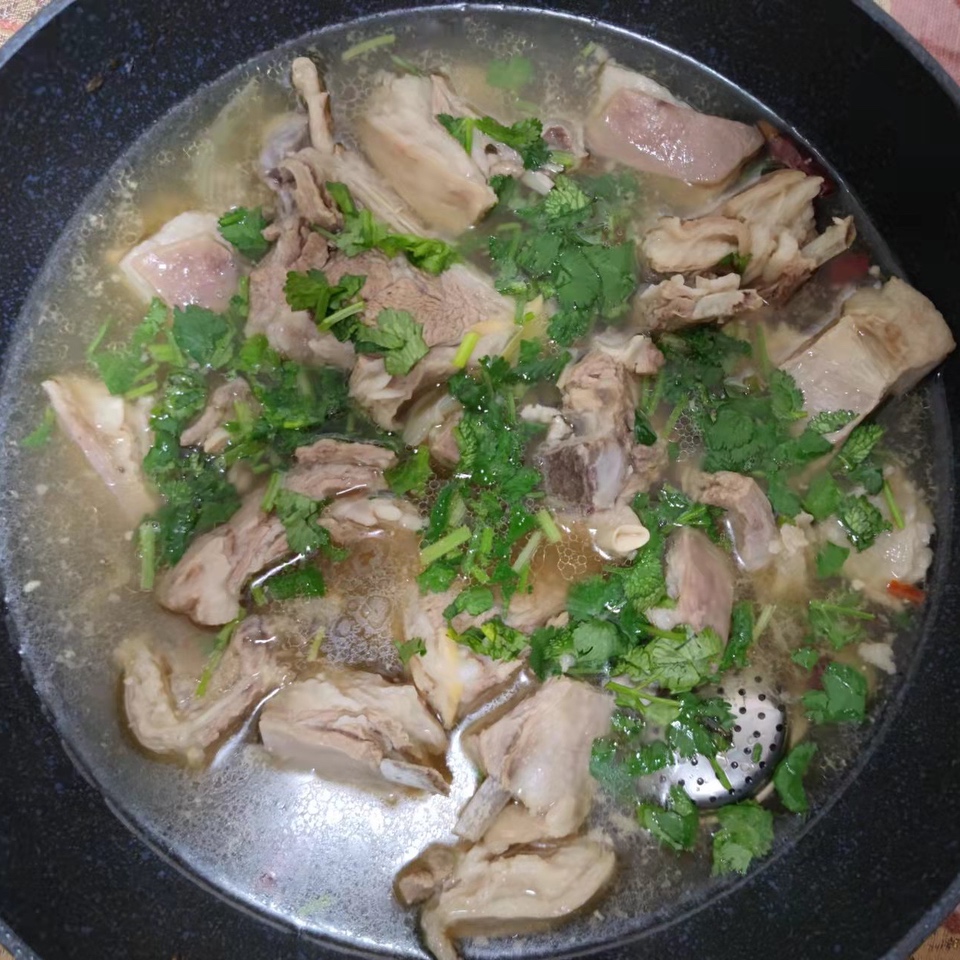 陕北美味铁锅炖羊排的做法