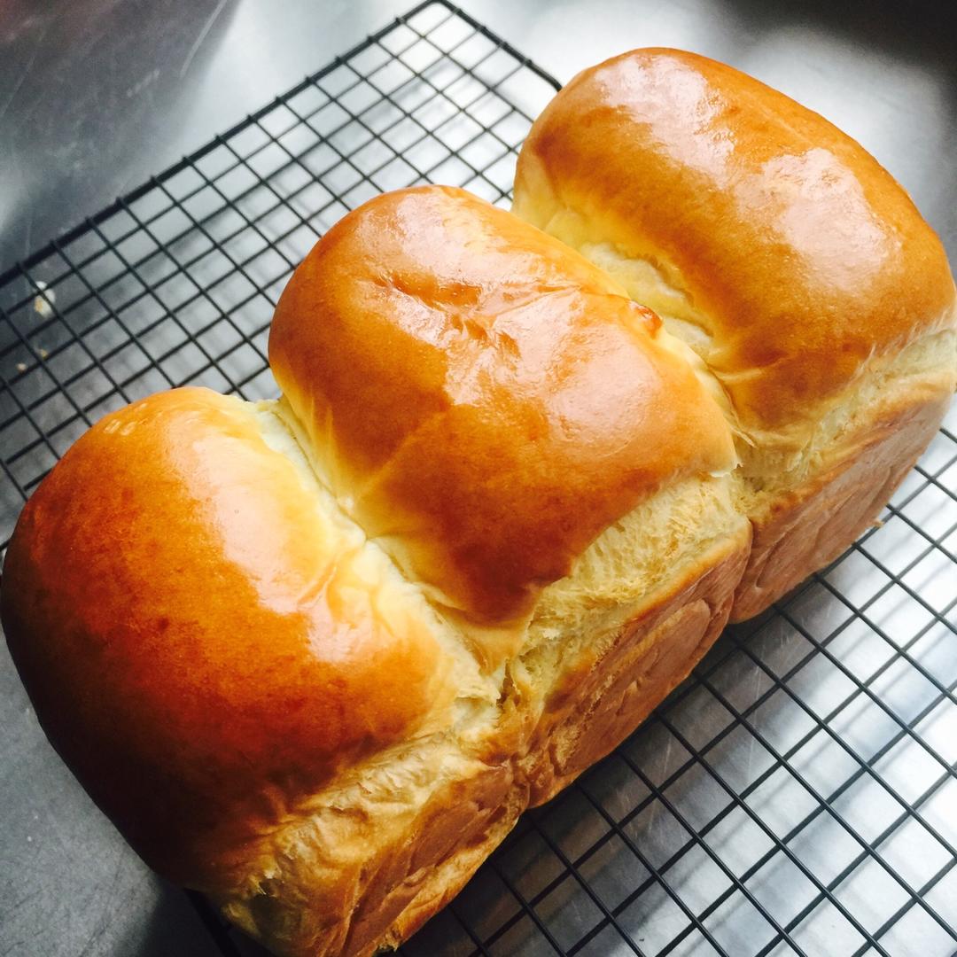 椰蓉吐司面包 Coconut Loaf