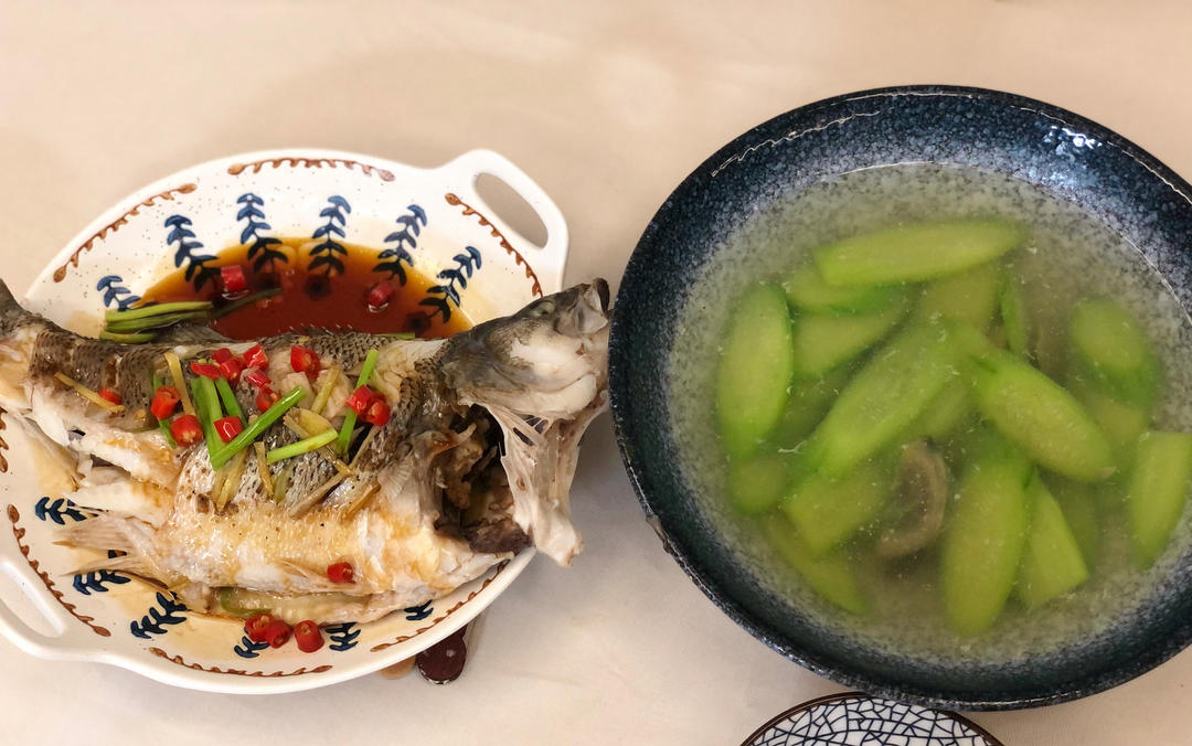 清蒸鲈鱼
