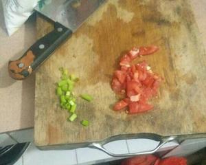 西红柿炒鸡蛋饭的做法 步骤4